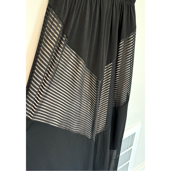 Apt. 9 long formal dress, size M - Picture 10 of 11